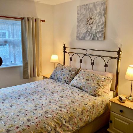 Modern 2 Bedroom Ground Floor Apartment With Parking Ripon City Centre Bagian luar foto