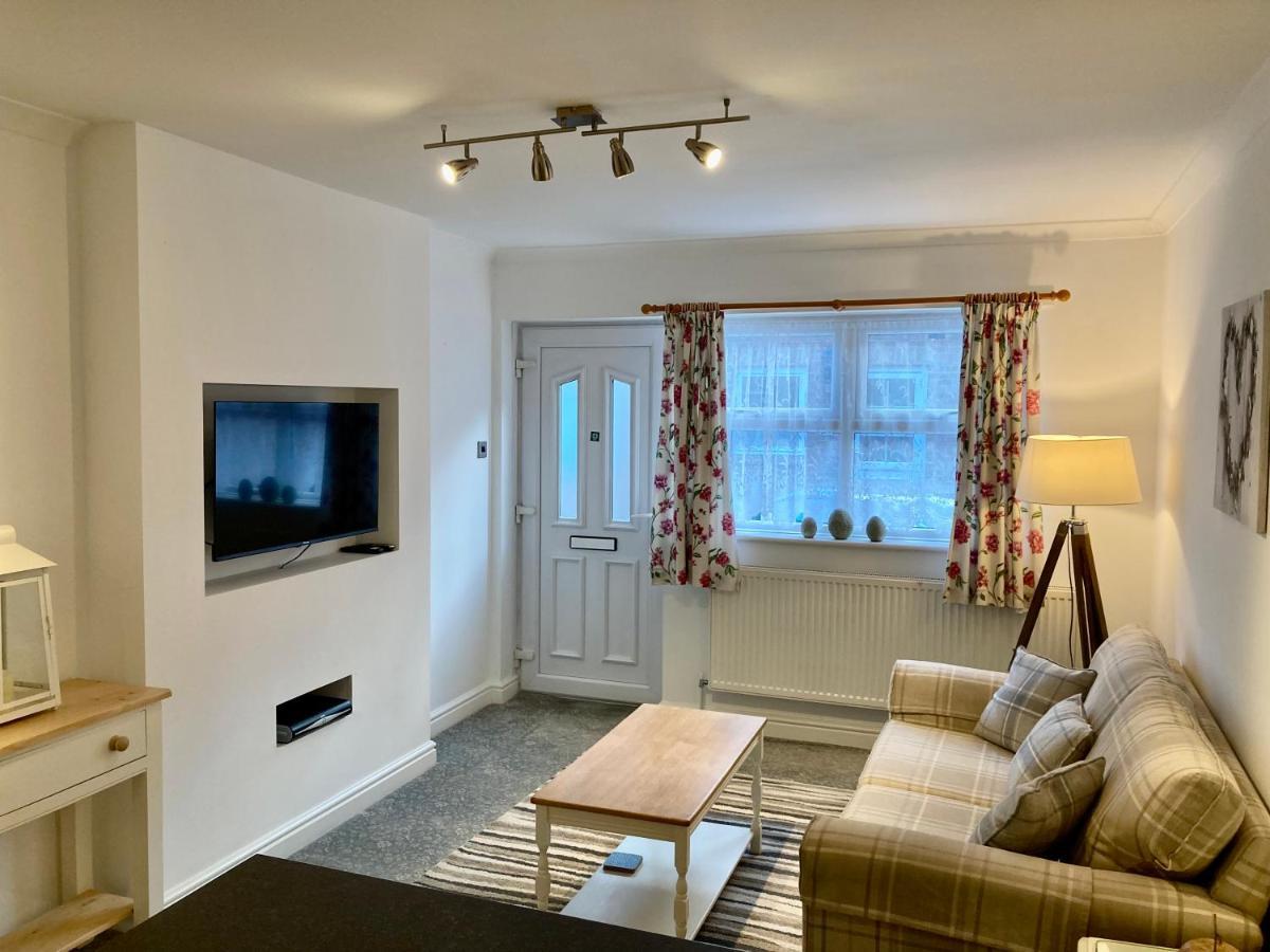 Modern 2 Bedroom Ground Floor Apartment With Parking Ripon City Centre Bagian luar foto
